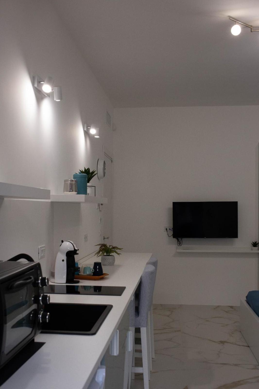 La Casa Di Mest Pepp Monopoli Bagian luar foto