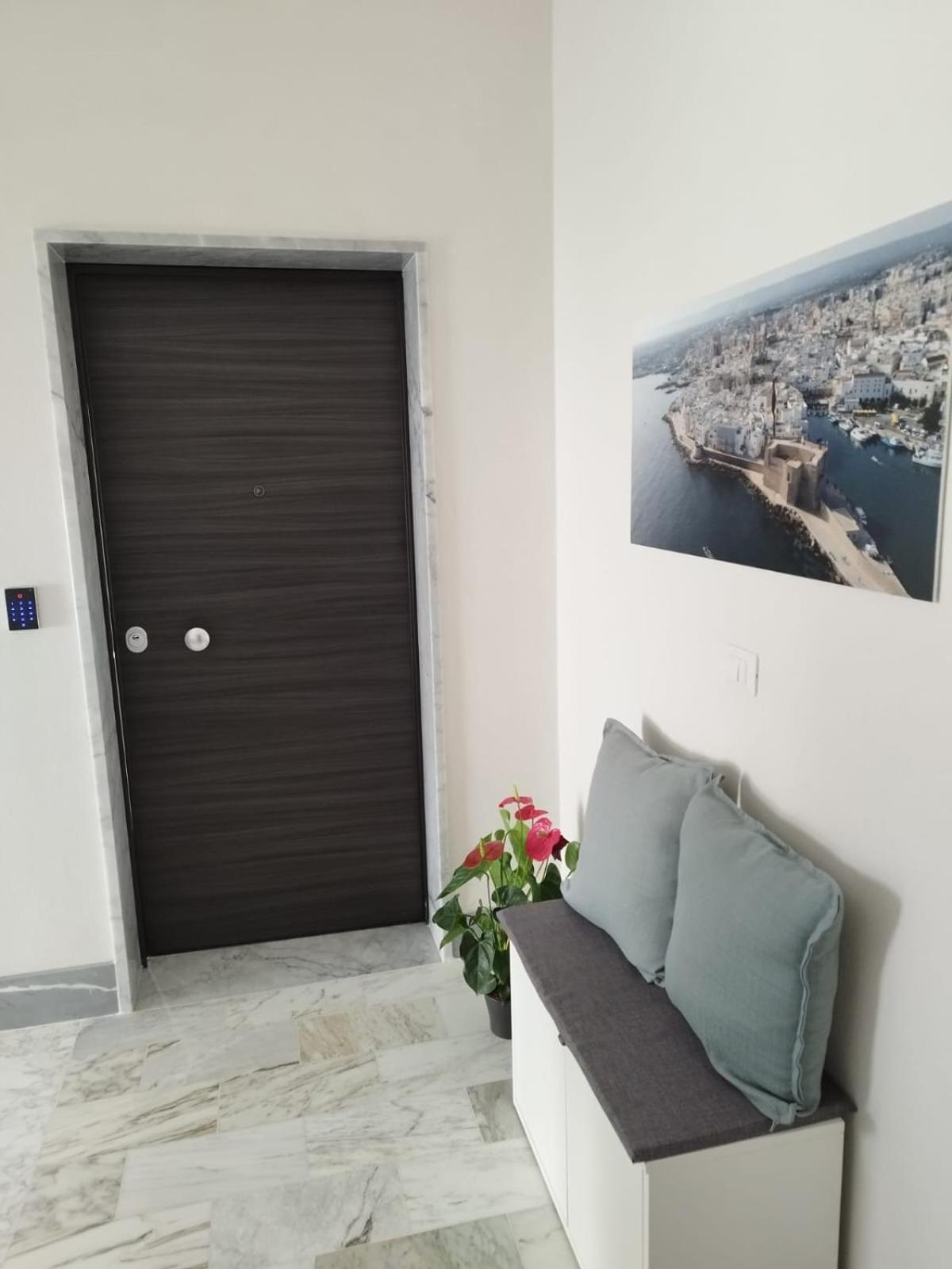 La Casa Di Mest Pepp Monopoli Bagian luar foto